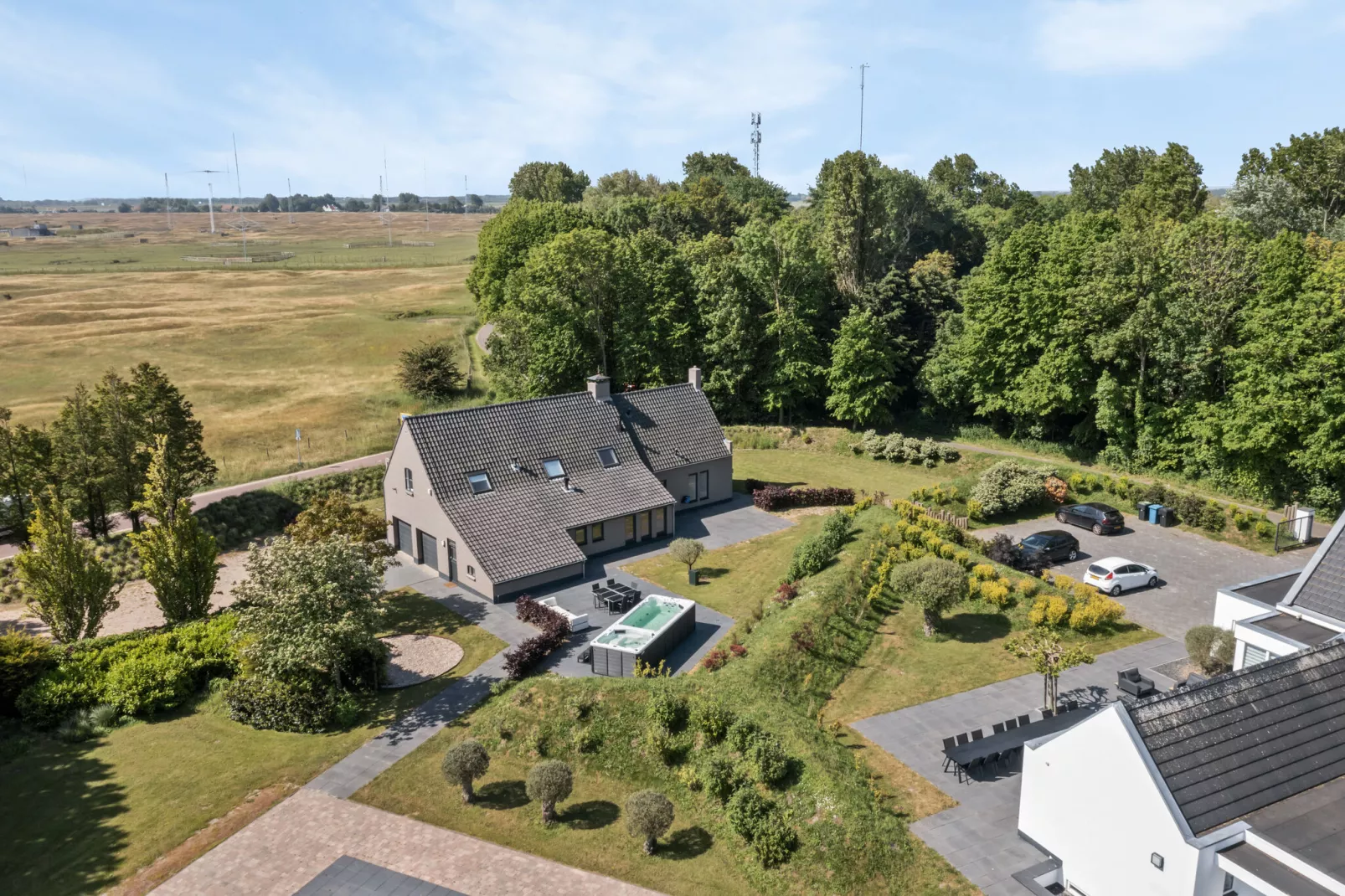 Langedijk 2 -10 persoons villa met sauna en spa extra kosten voor gebruik-Ambiente
