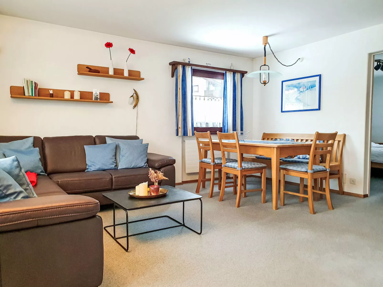 Chesa Arettas - Inside