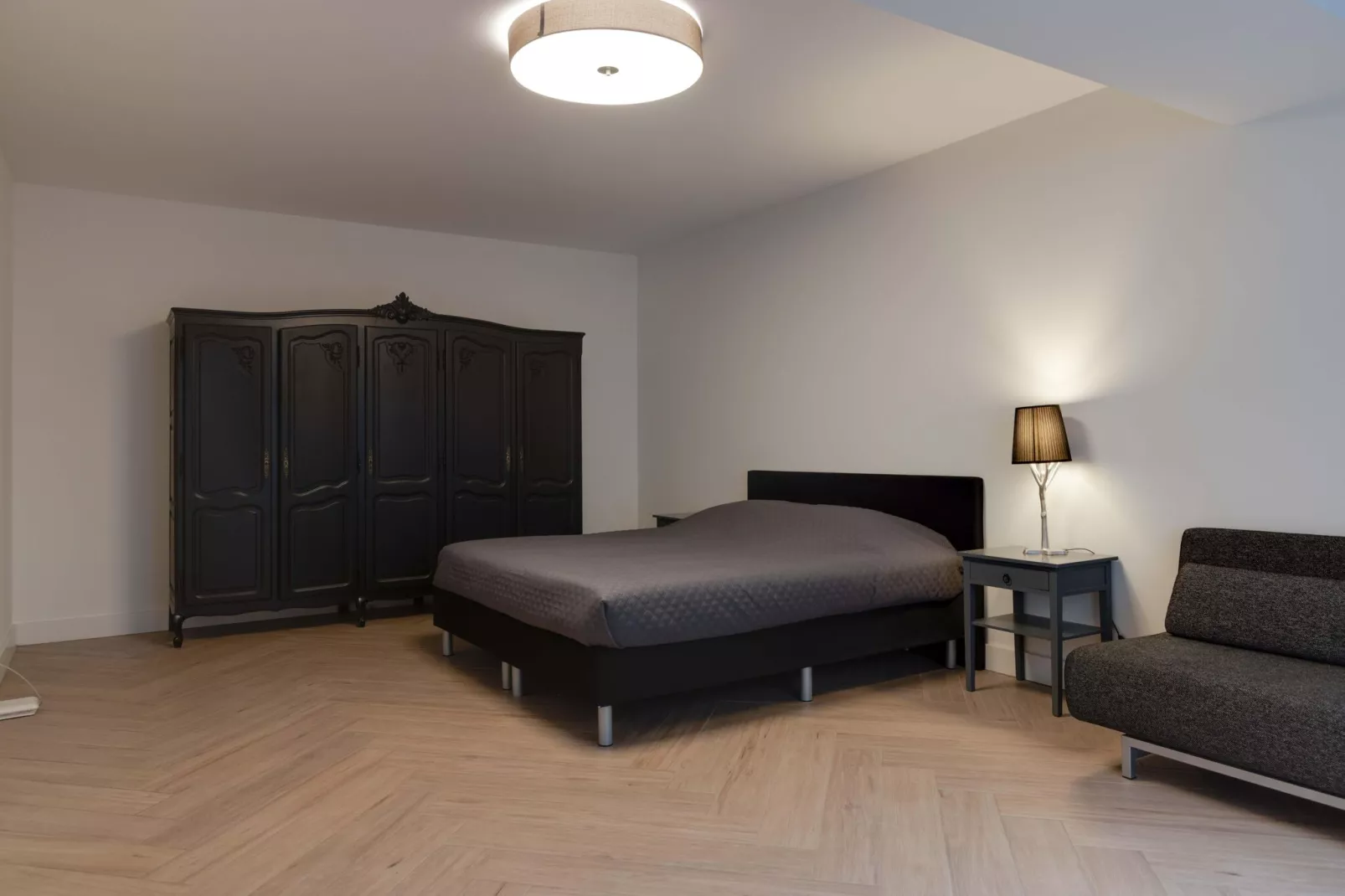 Langedijk 4 / 16 pax met jacuzzi extra kosten-Bedroom