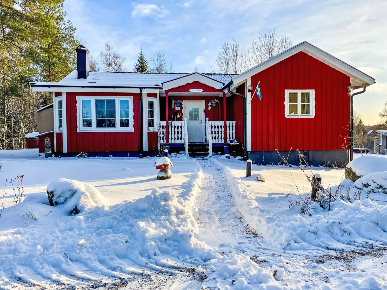 Idyllisch gelegenes, ebenerdiges Haus mit Terrasse - Outside