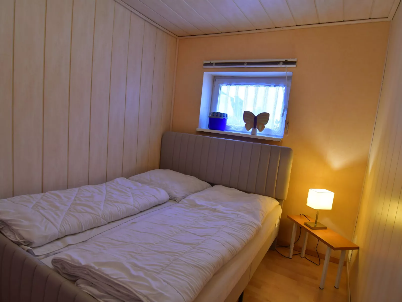 Mit Garten und Spielplatznutzung