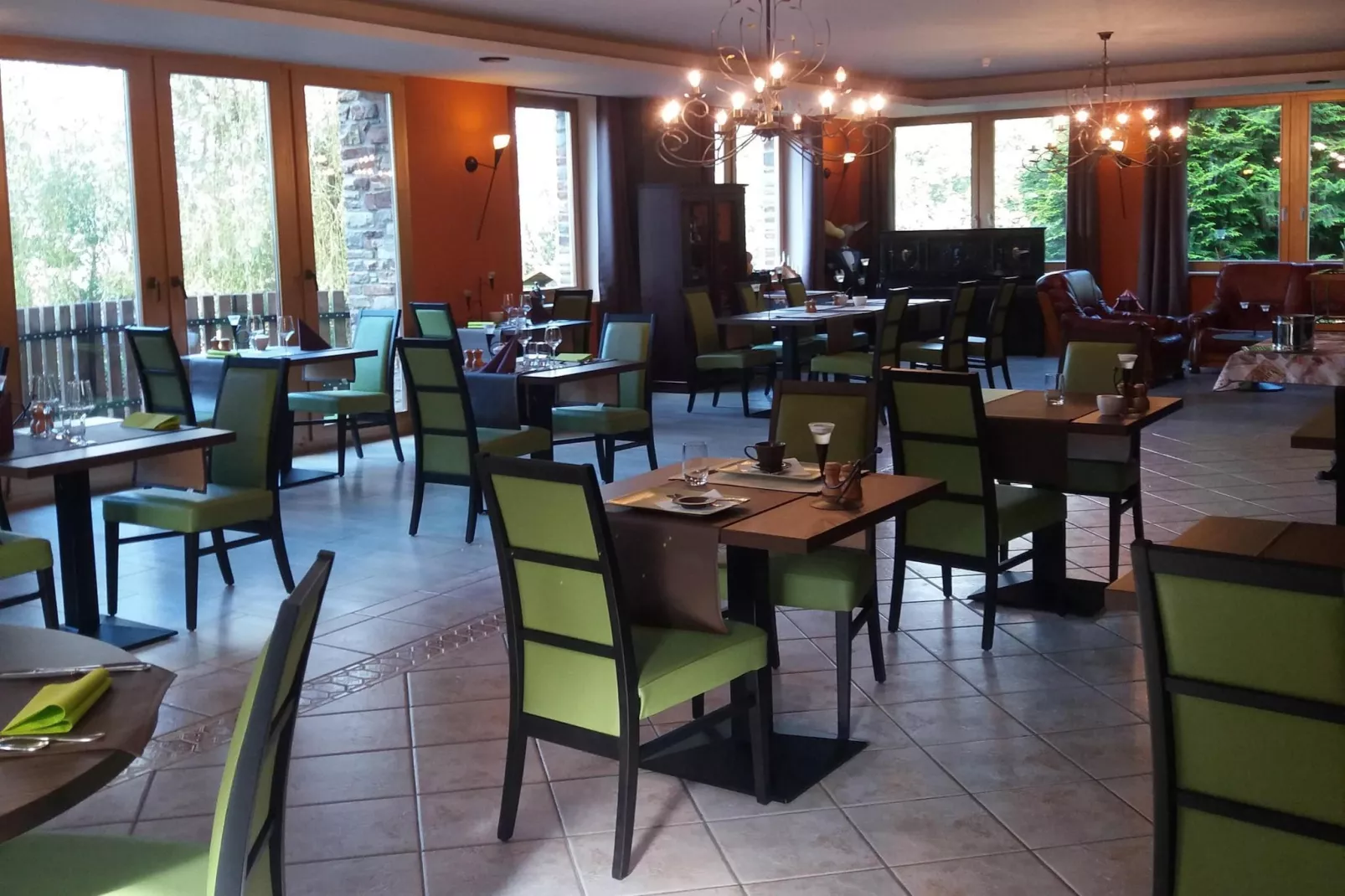 Les 5 Ourthes - équipements