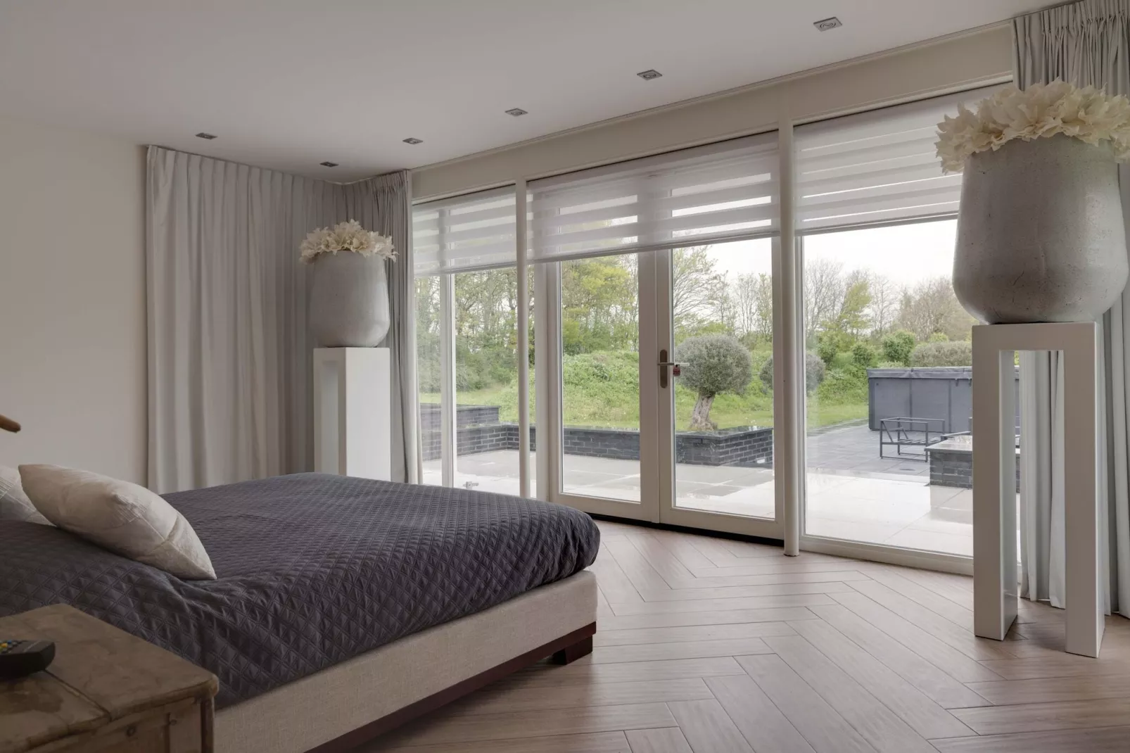 Langedijk 4 / 16 pax met jacuzzi extra kosten-Bedroom