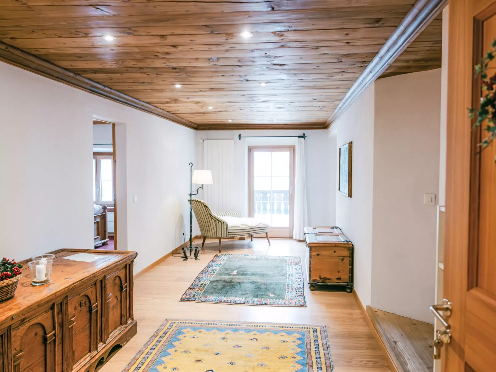 Chesa Fümm - Inside