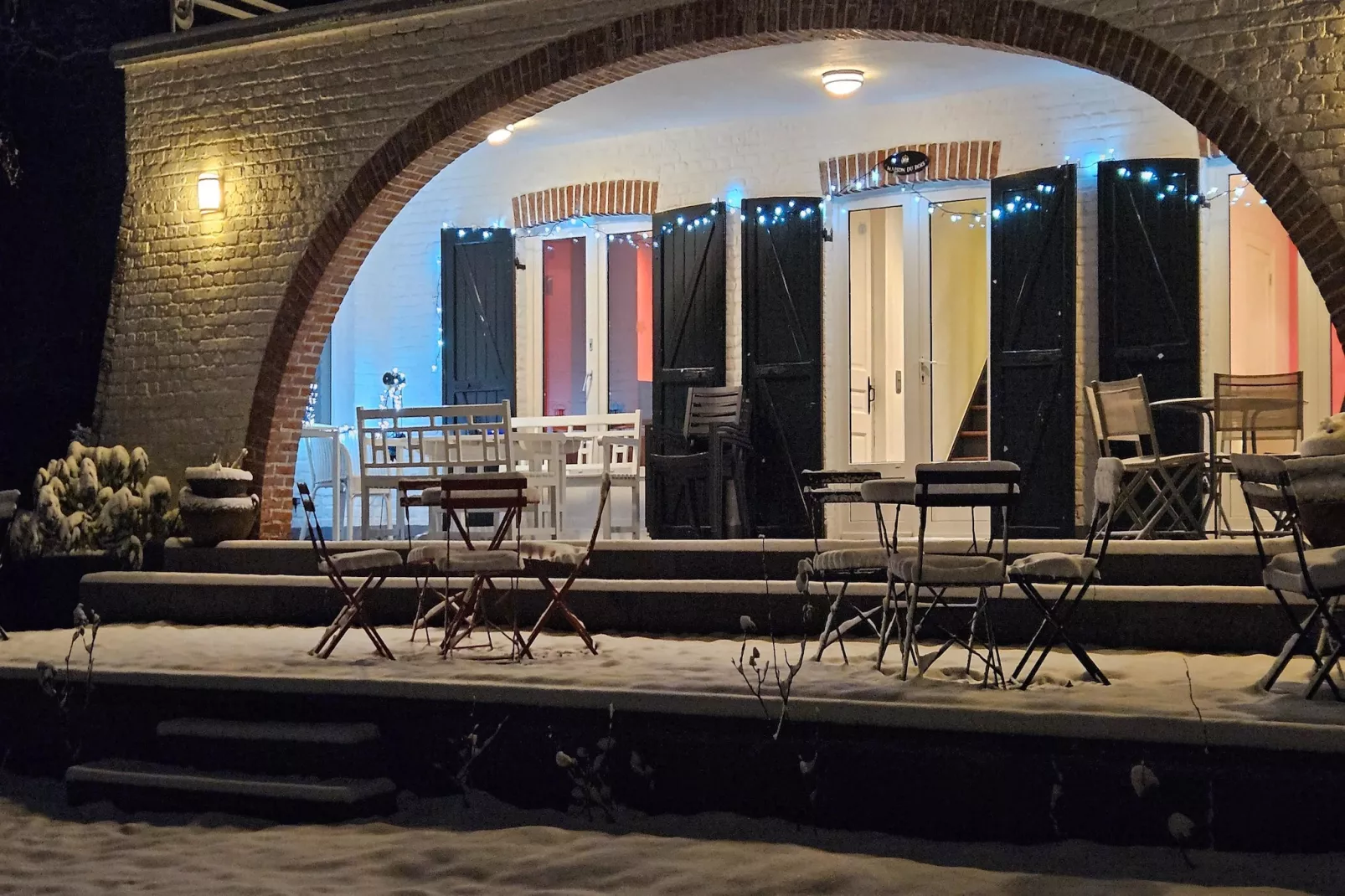 Au Lit de la Canelle - Exterior in winter