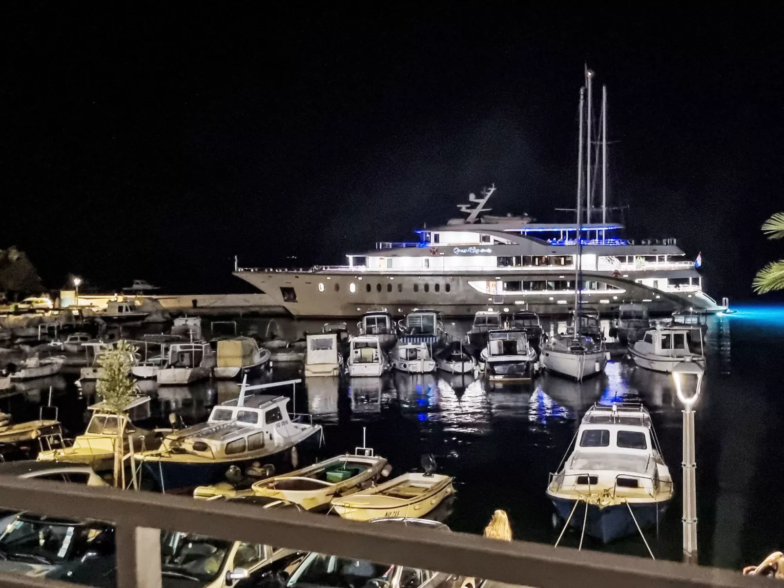 "Antun" am Strand - Outside