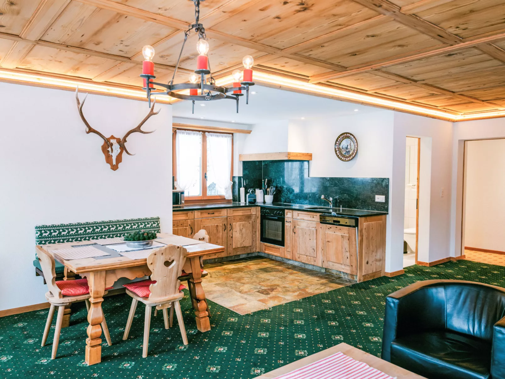 Chesa Fümm - Inside