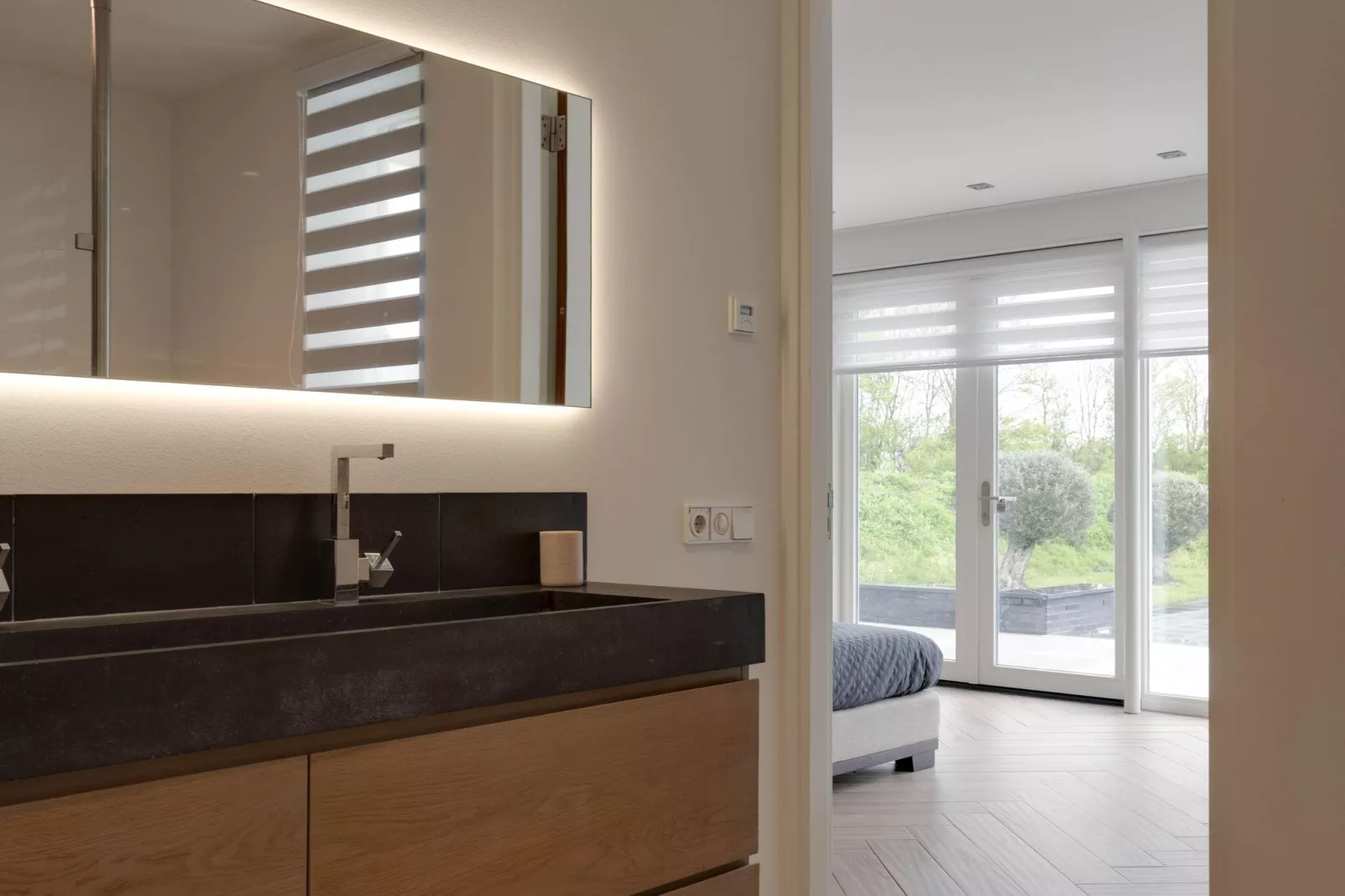 Langedijk 4 / 16 pax met jacuzzi extra kosten-Bathroom