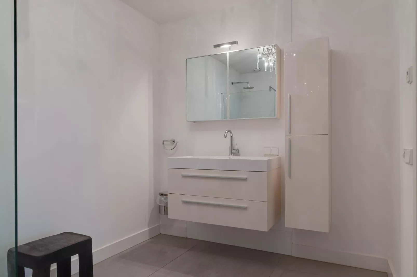 Langedijk 4 / 16 pax met jacuzzi extra kosten-Bathroom