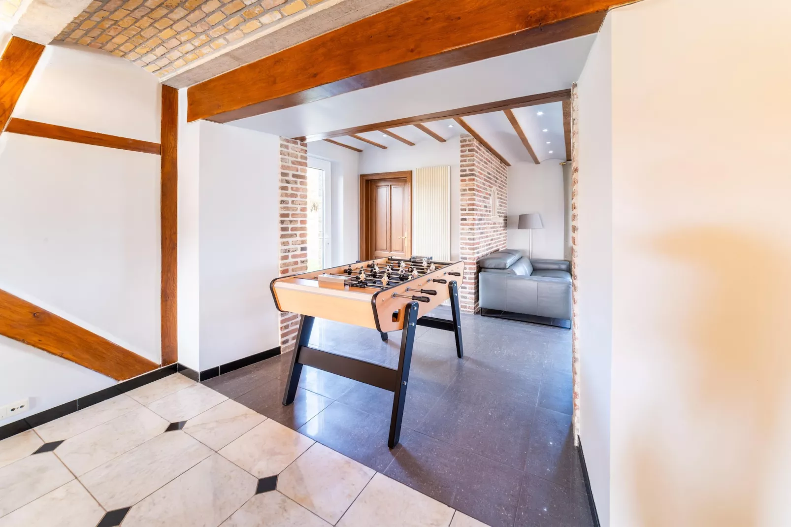 Les Charmes - Freizeitraum