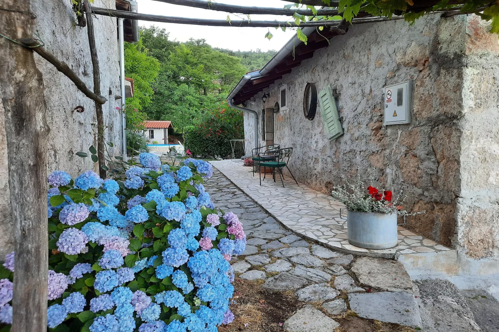 Holiday home Mikleus in Lovrec - Dobrec - ca 113 qm für 4 Erw 2 Kinder max 11 J - Extérieur