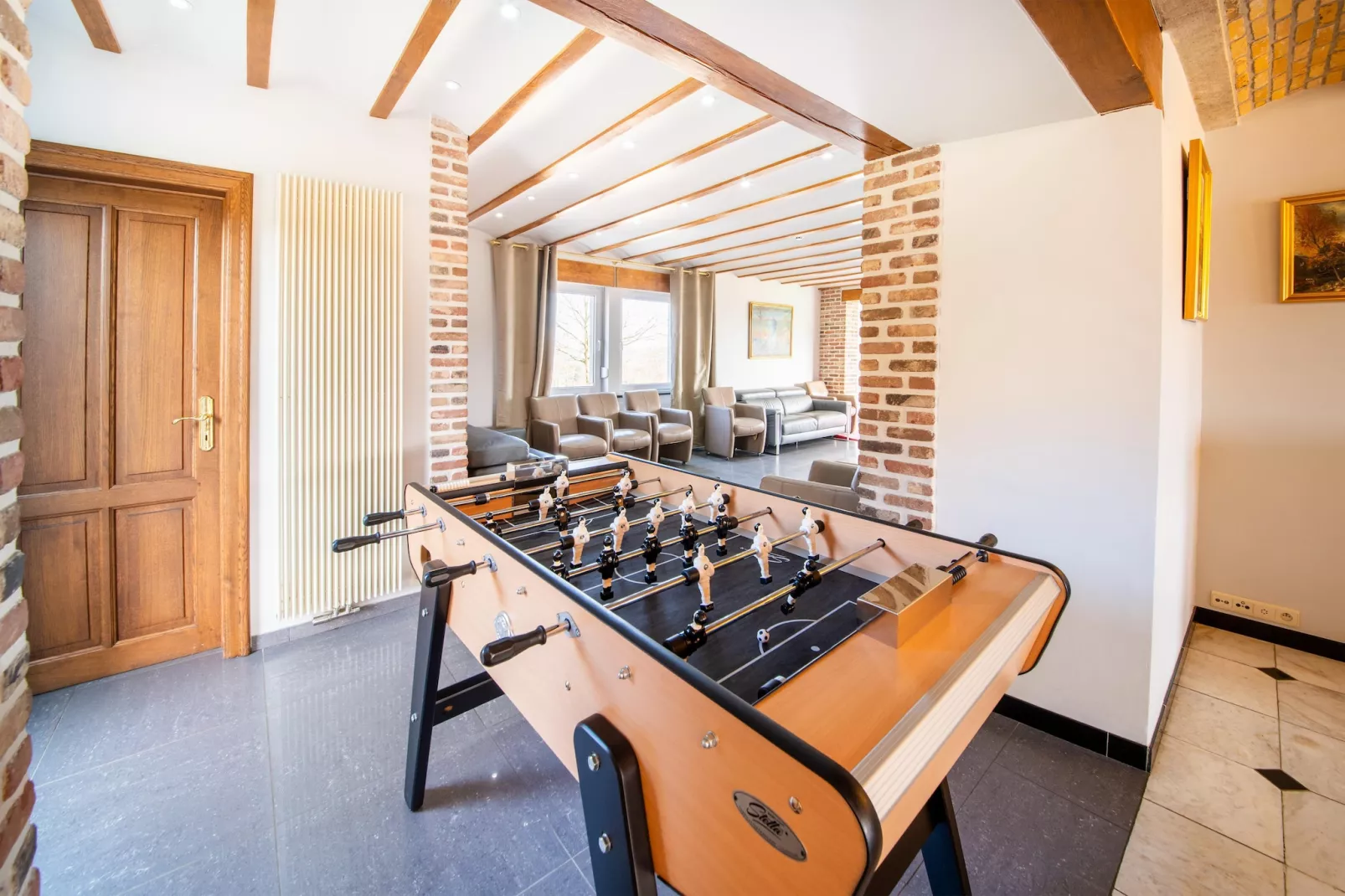 Les Charmes - Freizeitraum