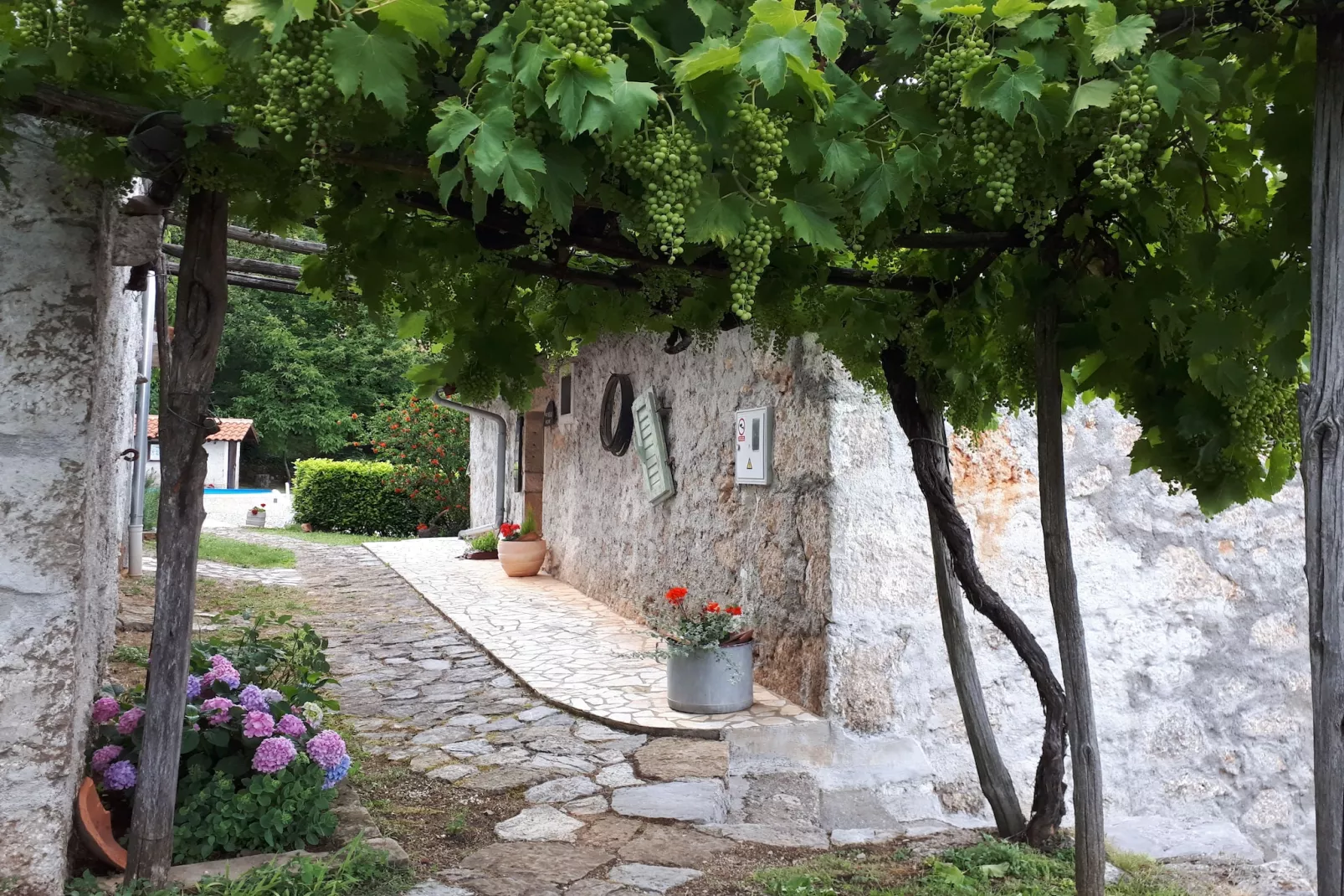Holiday home Mikleus in Lovrec - Dobrec - ca 113 qm für 4 Erw 2 Kinder max 11 J - Extérieur
