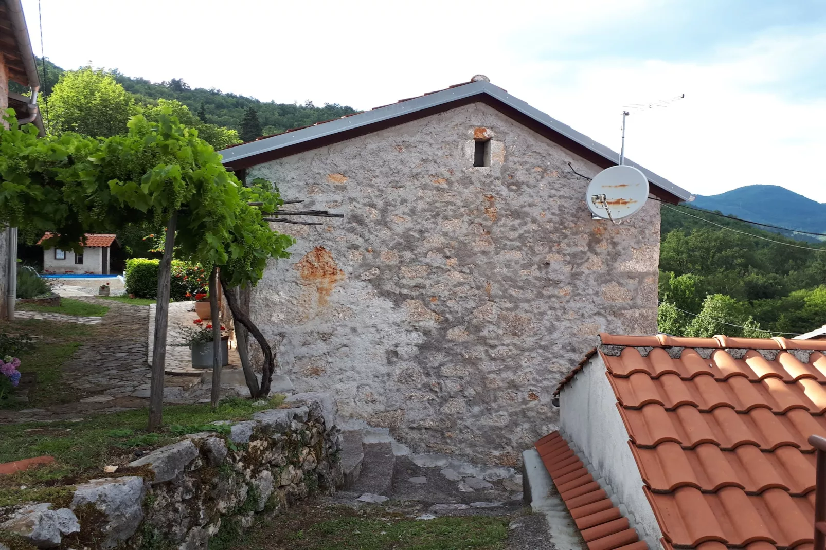Holiday home Mikleus in Lovrec - Dobrec - ca 113 qm für 4 Erw 2 Kinder max 11 J - Extérieur