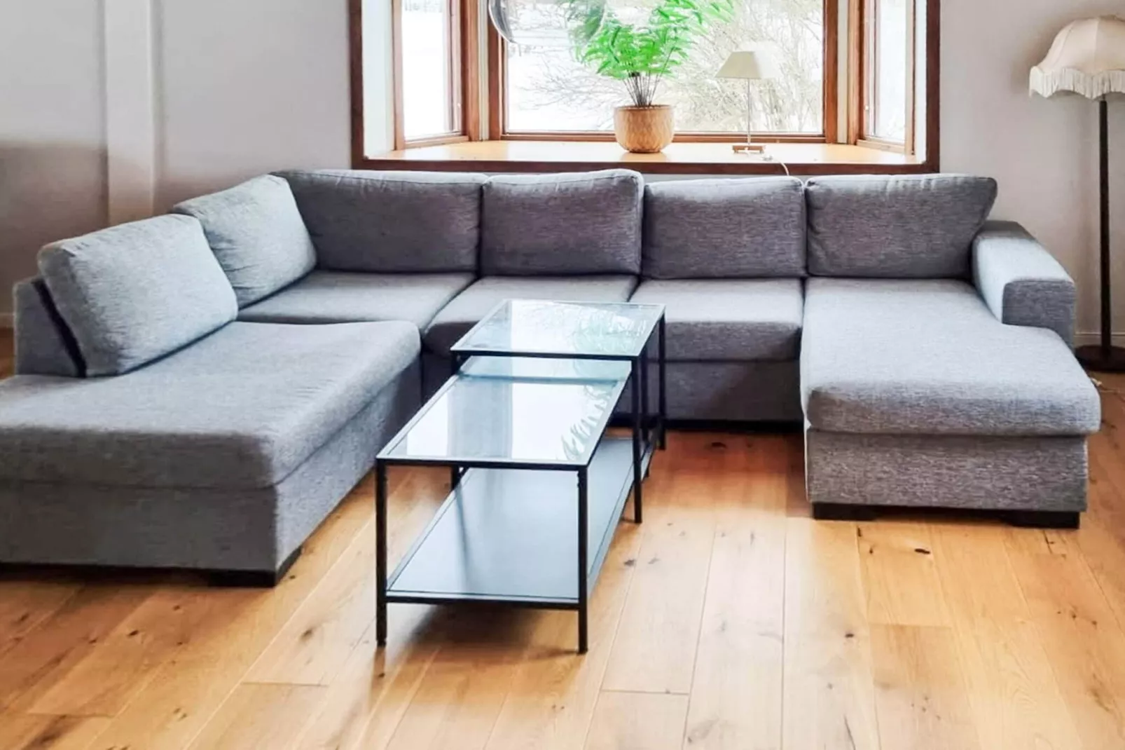 Dans une ferme près des lacs et de la côte - Intérieur