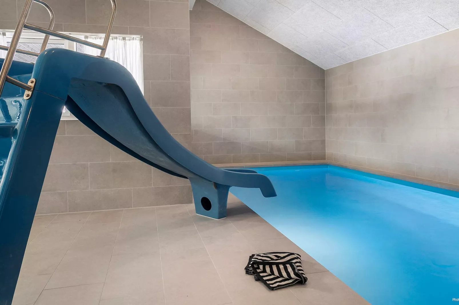 5 Sterne Ferienhaus in Idestrup - Schwimmbad