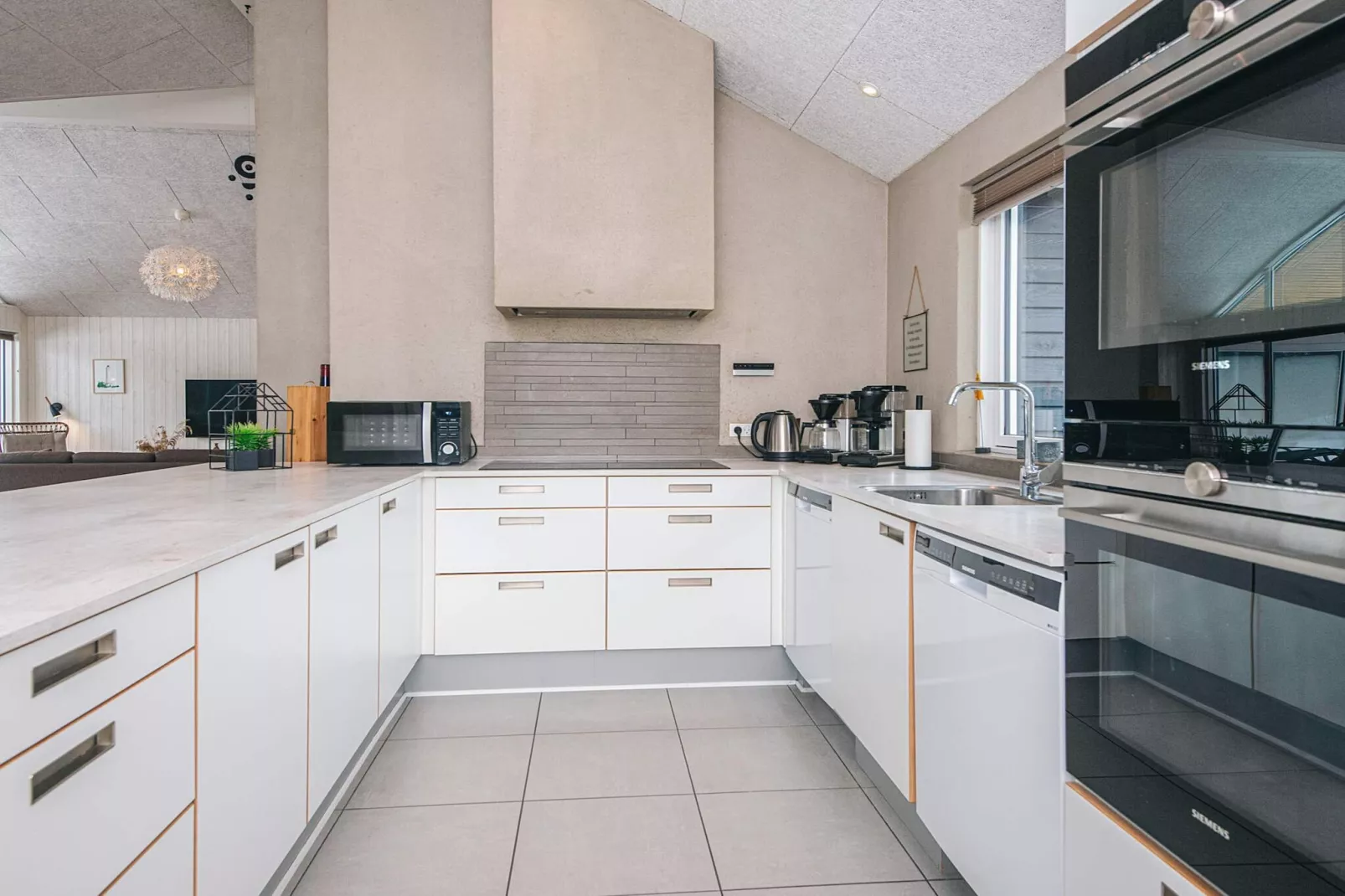 Luxus-Ruckzug in Blavand -- By Traum Ferienwohnungen - Innenbereich