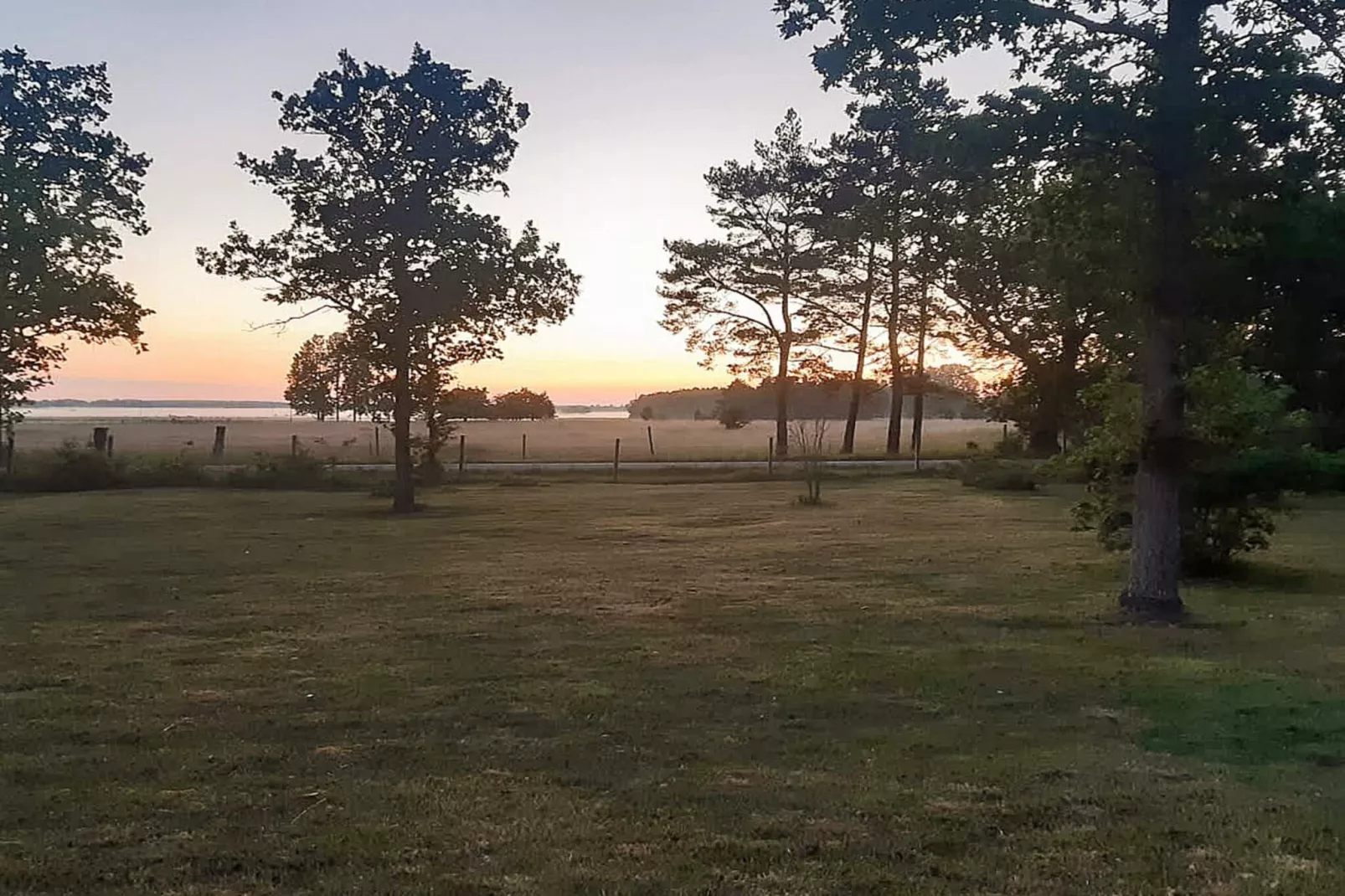 5 etoiles maison de vacances a Lärbro - Extérieur