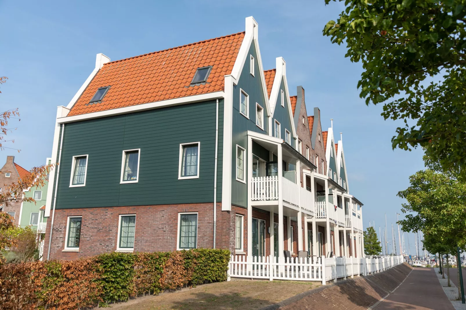Marinapark Volendam 10-Areas summer 1km