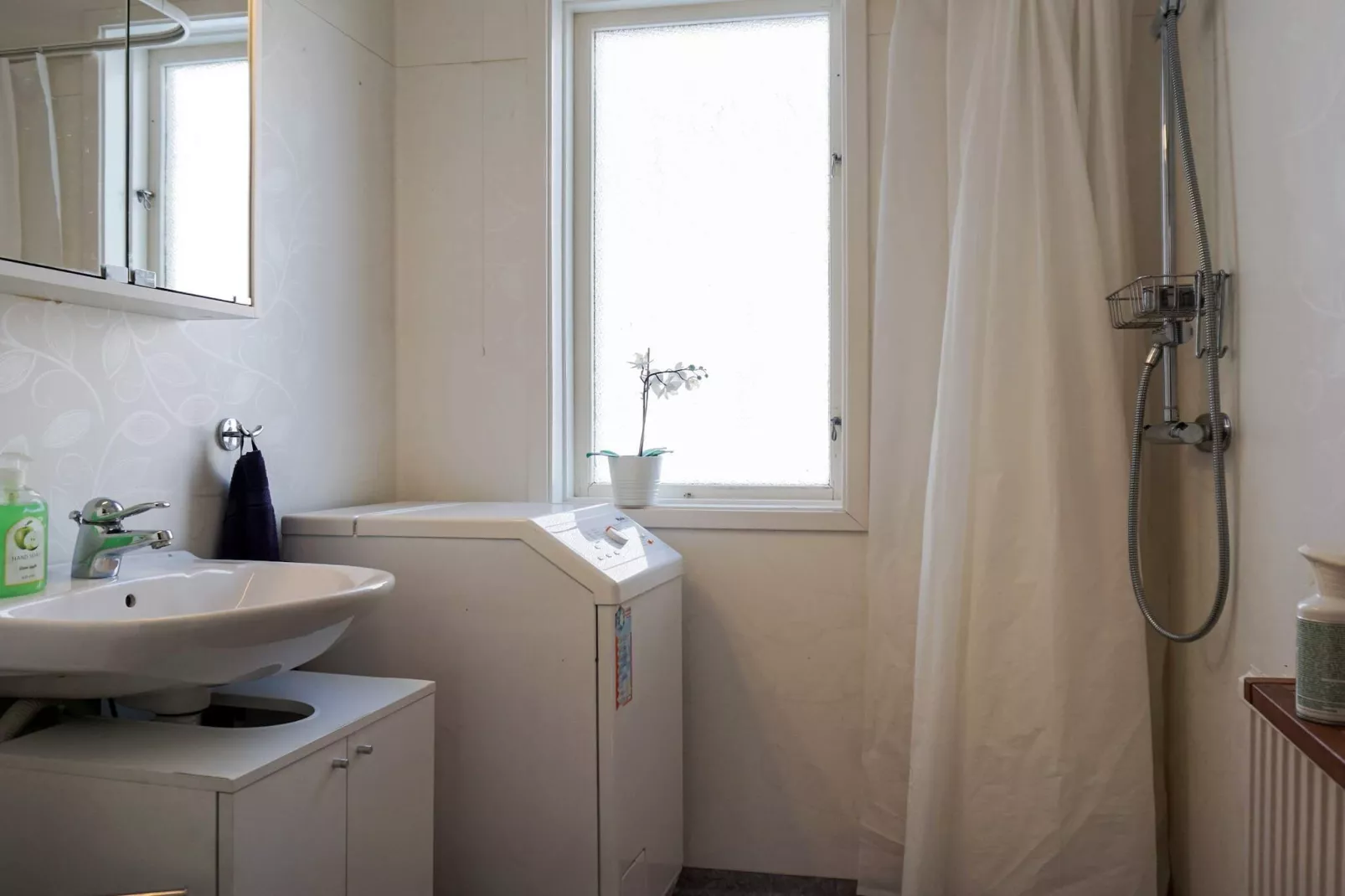 4 person holiday home in LYSEKIL - Indoor