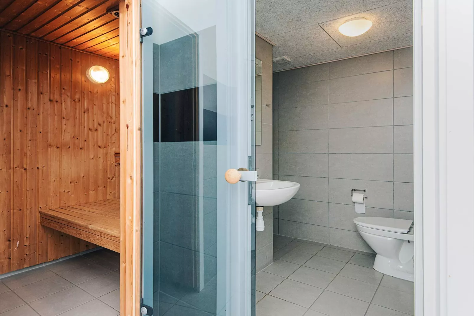 Luxus-Ruckzug in Blavand -- By Traum Ferienwohnungen - Innenbereich