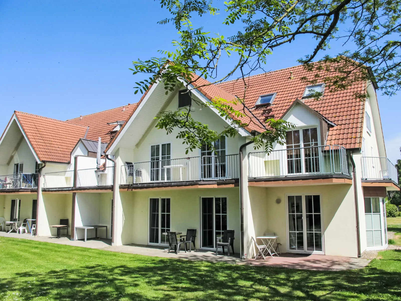 Gollwitzer Park (Insel Poel) - Draußen