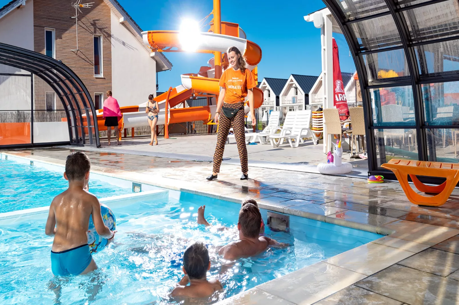 Domki STANDARD Sarbinowo - Swimming pool