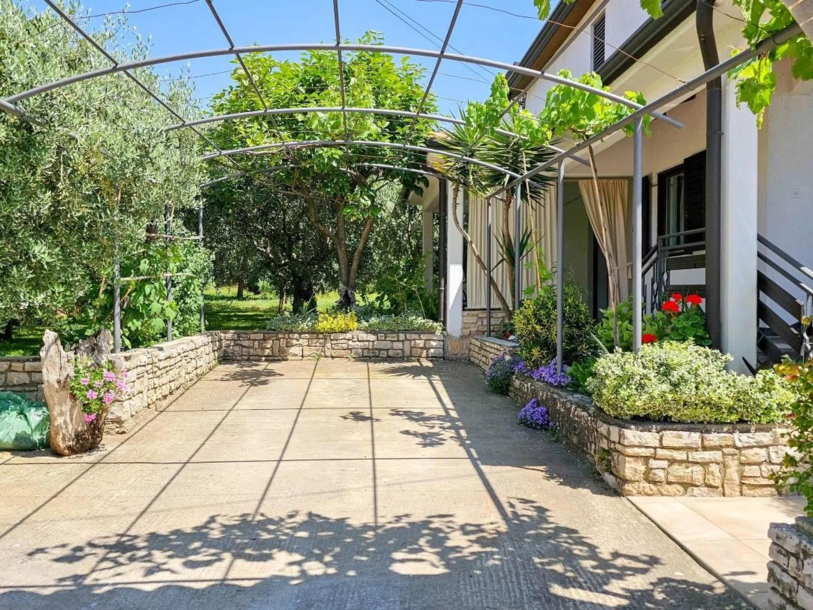 Strandnahes Ferienappartement Pjerina