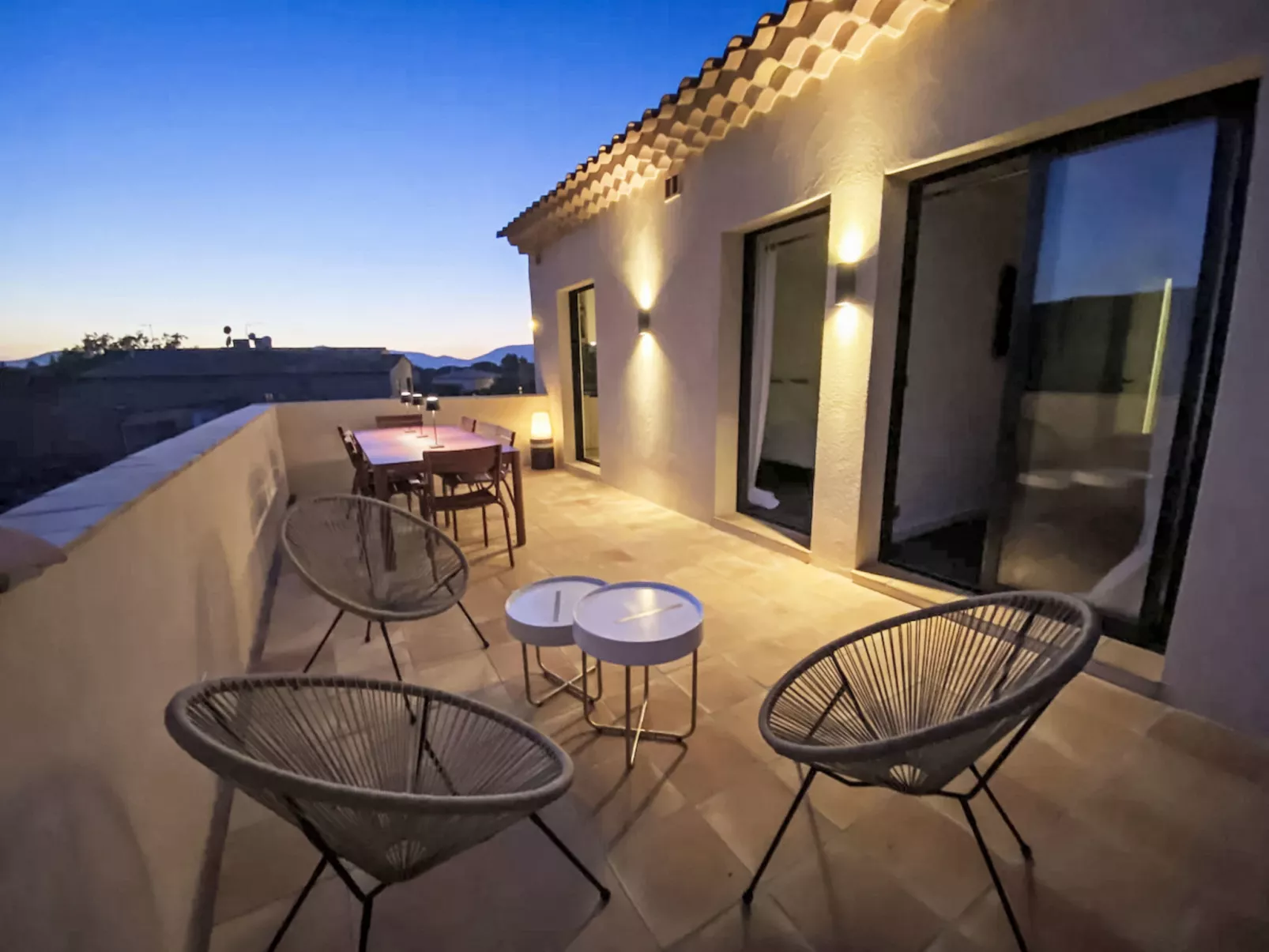 Nice View 120m2 4 Bedroom Apartment