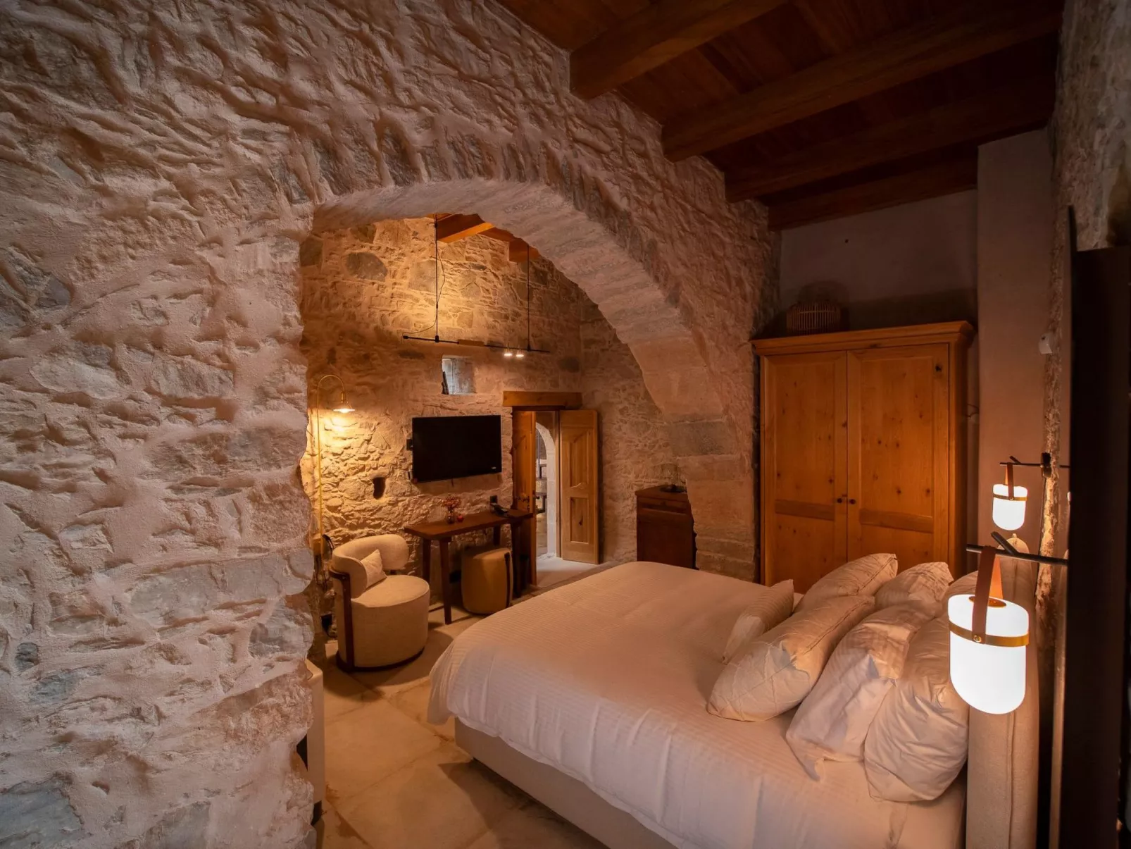 Santa Veneranda bei Checkin Fournospito