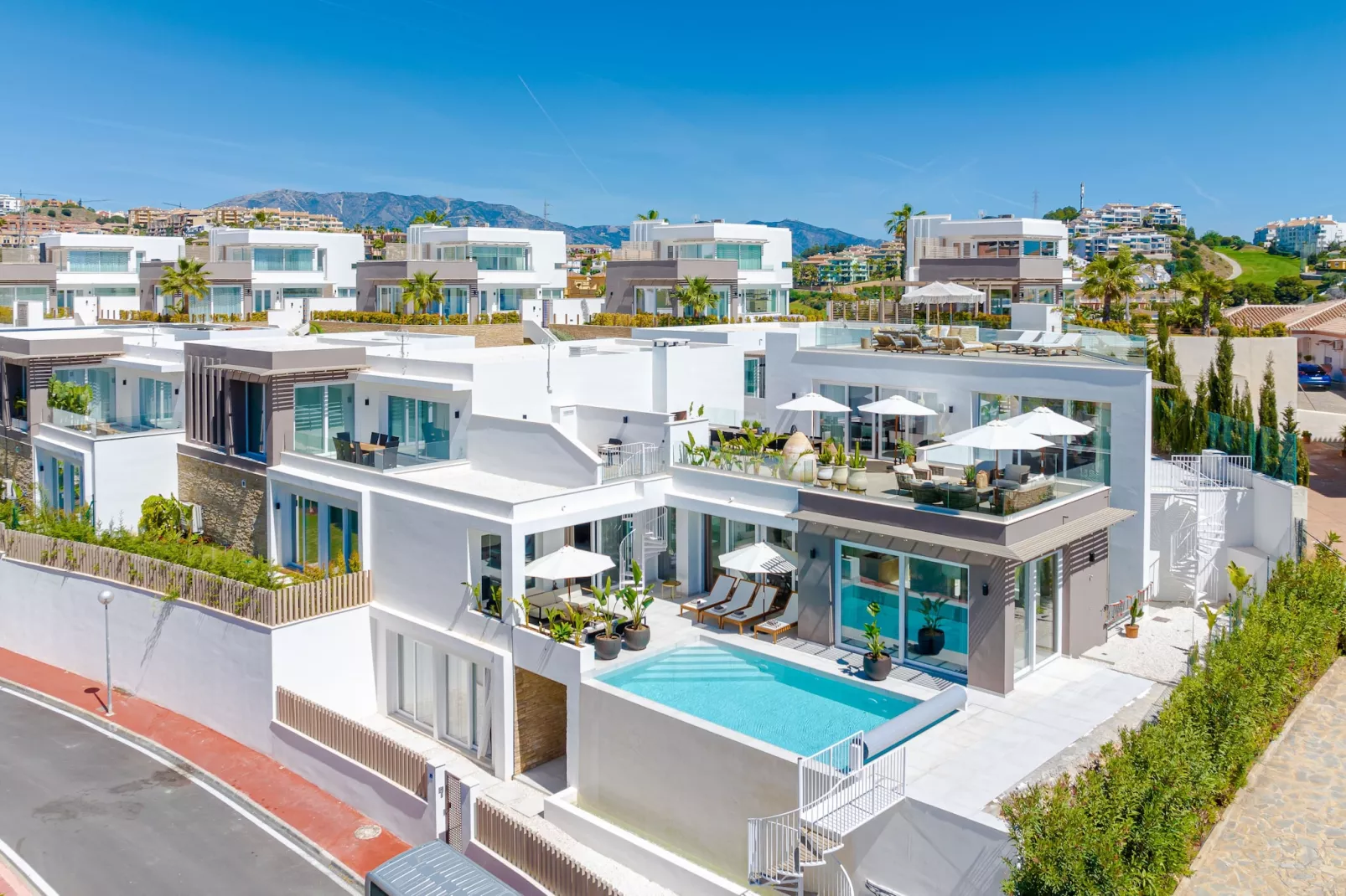 Unique & Luxurious Villa with Heated Pool!