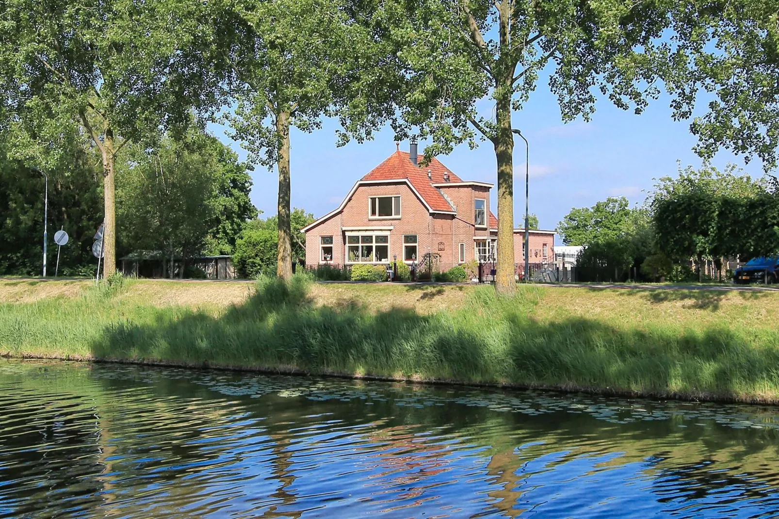 Karakteristiek landhuis met sauna-Außenbereich Sommer