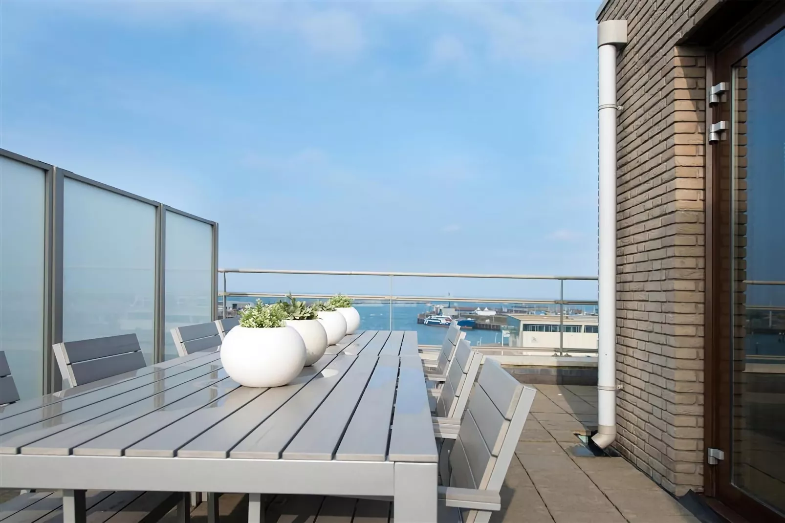 Scheveningen Harbour 32