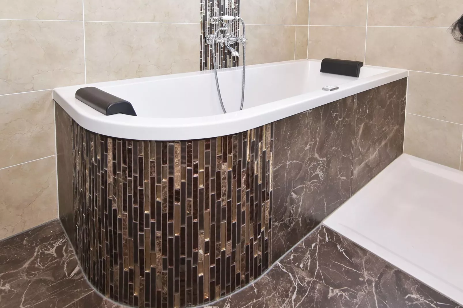 Karakteristiek landhuis met sauna-Badezimmer