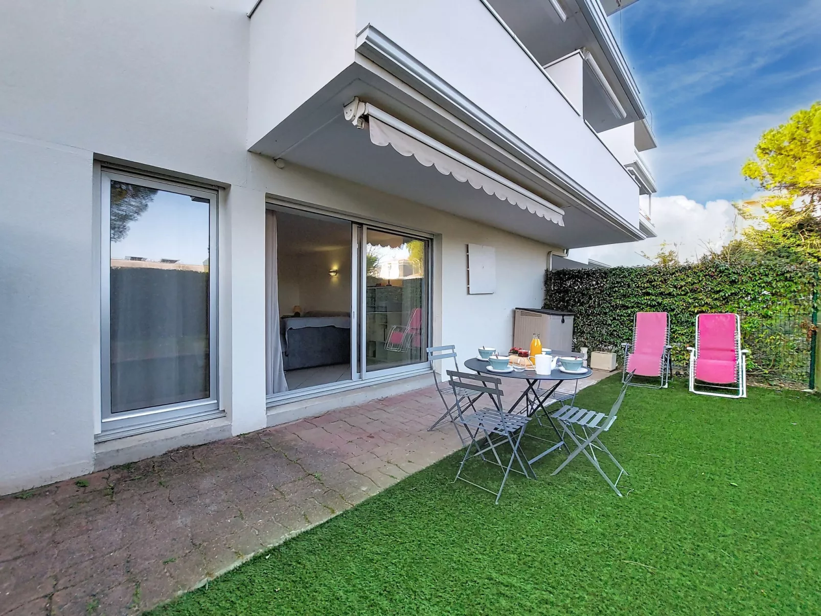 Résidence de Mons - Draußen