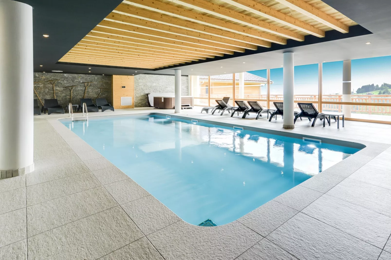 COMBLOUX Les Fermes du Mont Blanc - C61P - Swimming pool