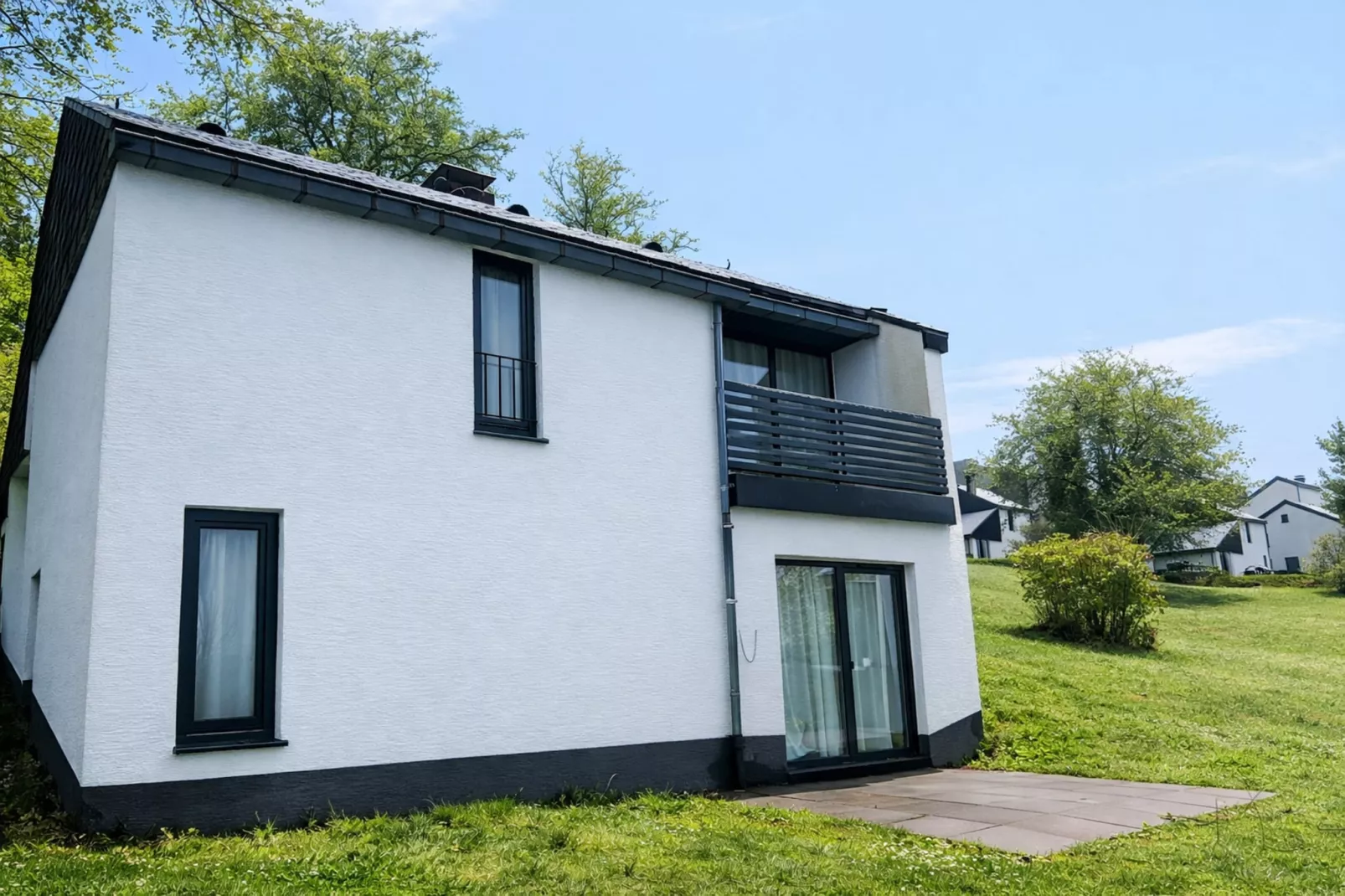 Comfort Eingang 6P - Basic - Außenbereich Sommer