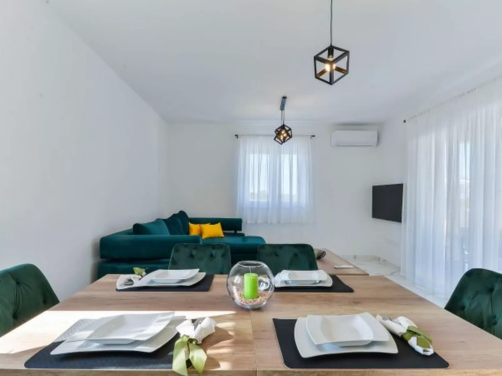 Holiday House Casia with pool