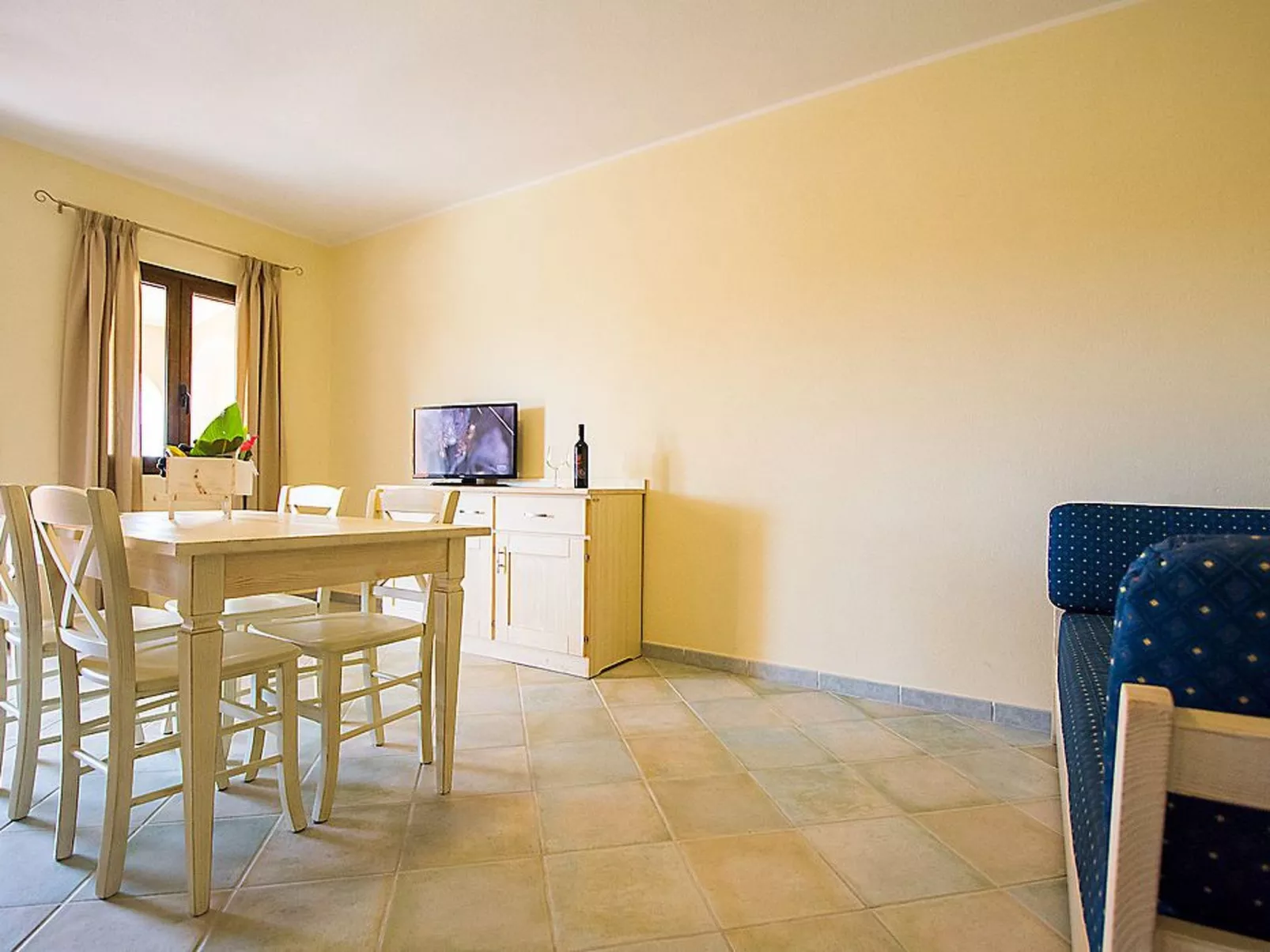 Apt. Orosei 3B, mit gemeinsamem Schwimmbad