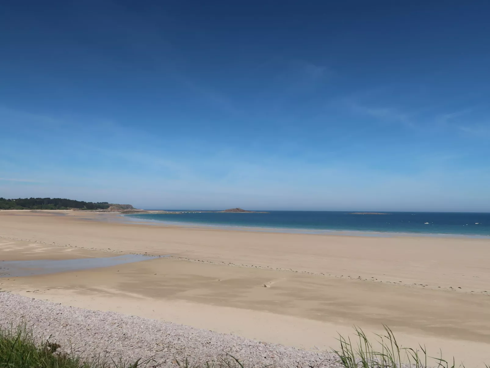 Haus mit grossem Garten in der Nähe des Cap Fréh