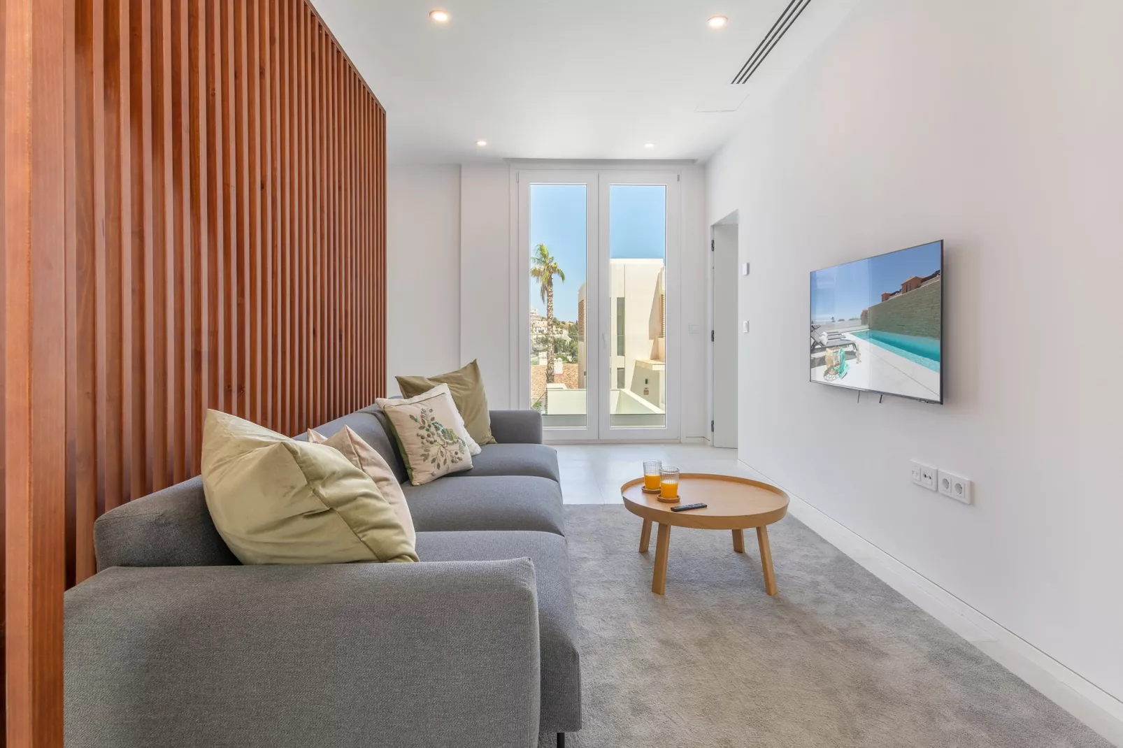 Modern Villa with Private Pool & Rooftop Terrace