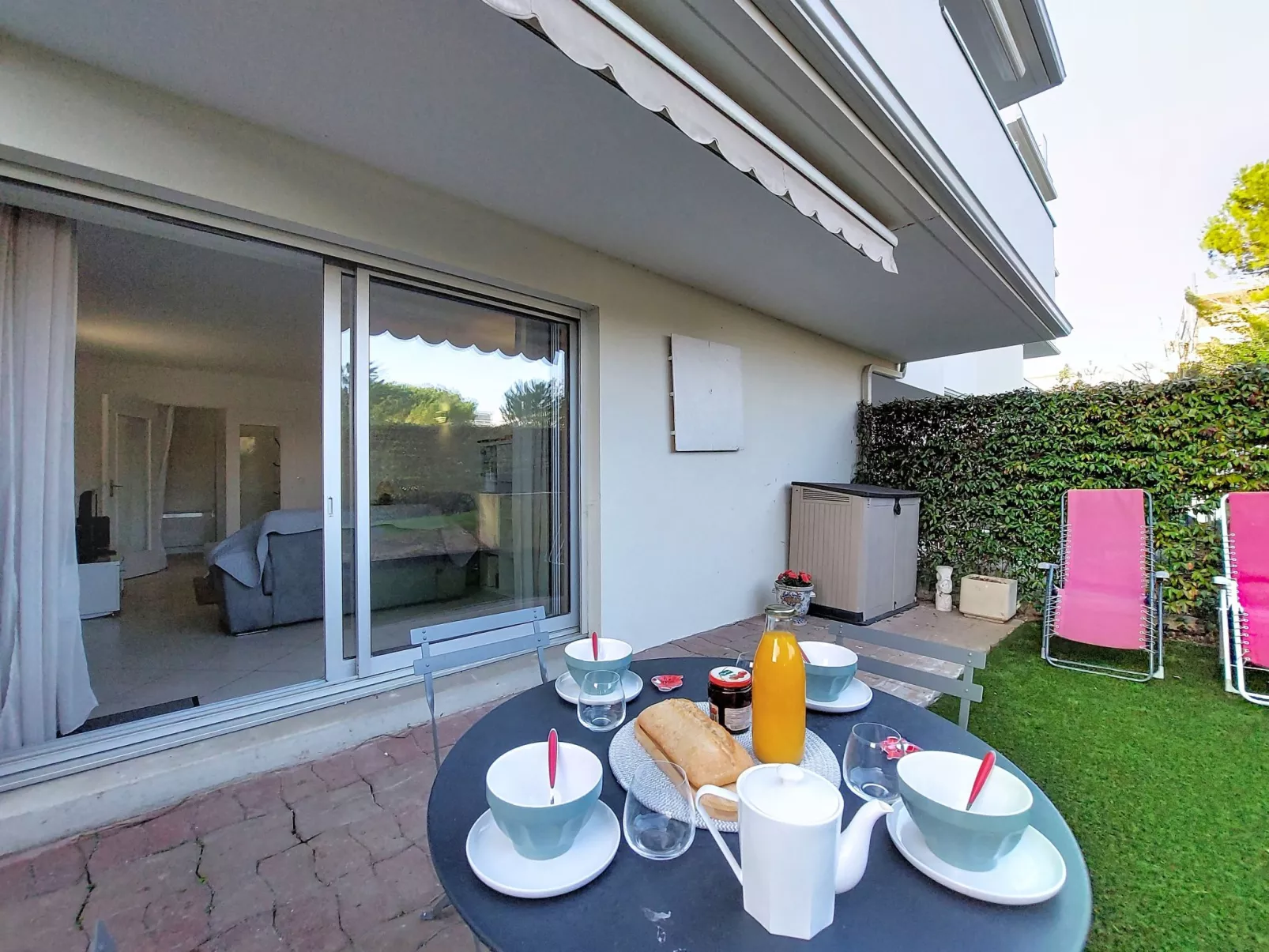 Résidence de Mons - Draußen