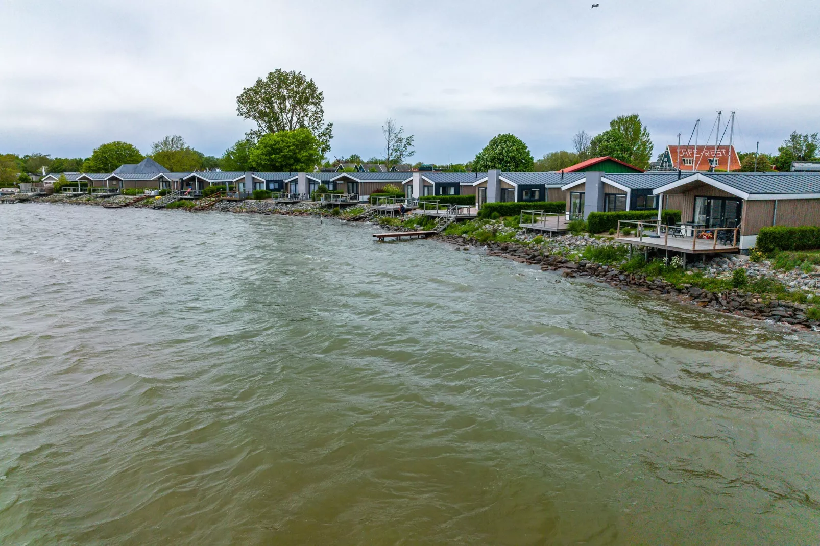Resort Markermeer 6-Areas summer 1km