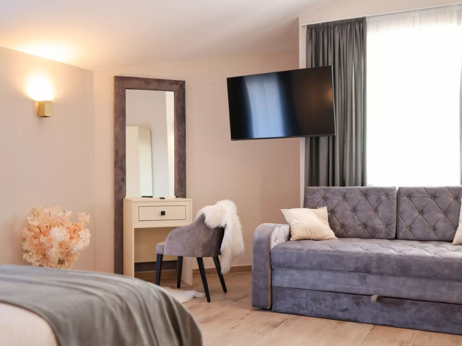 Zimmer "Graues Zimmer" mit privatem Balkon