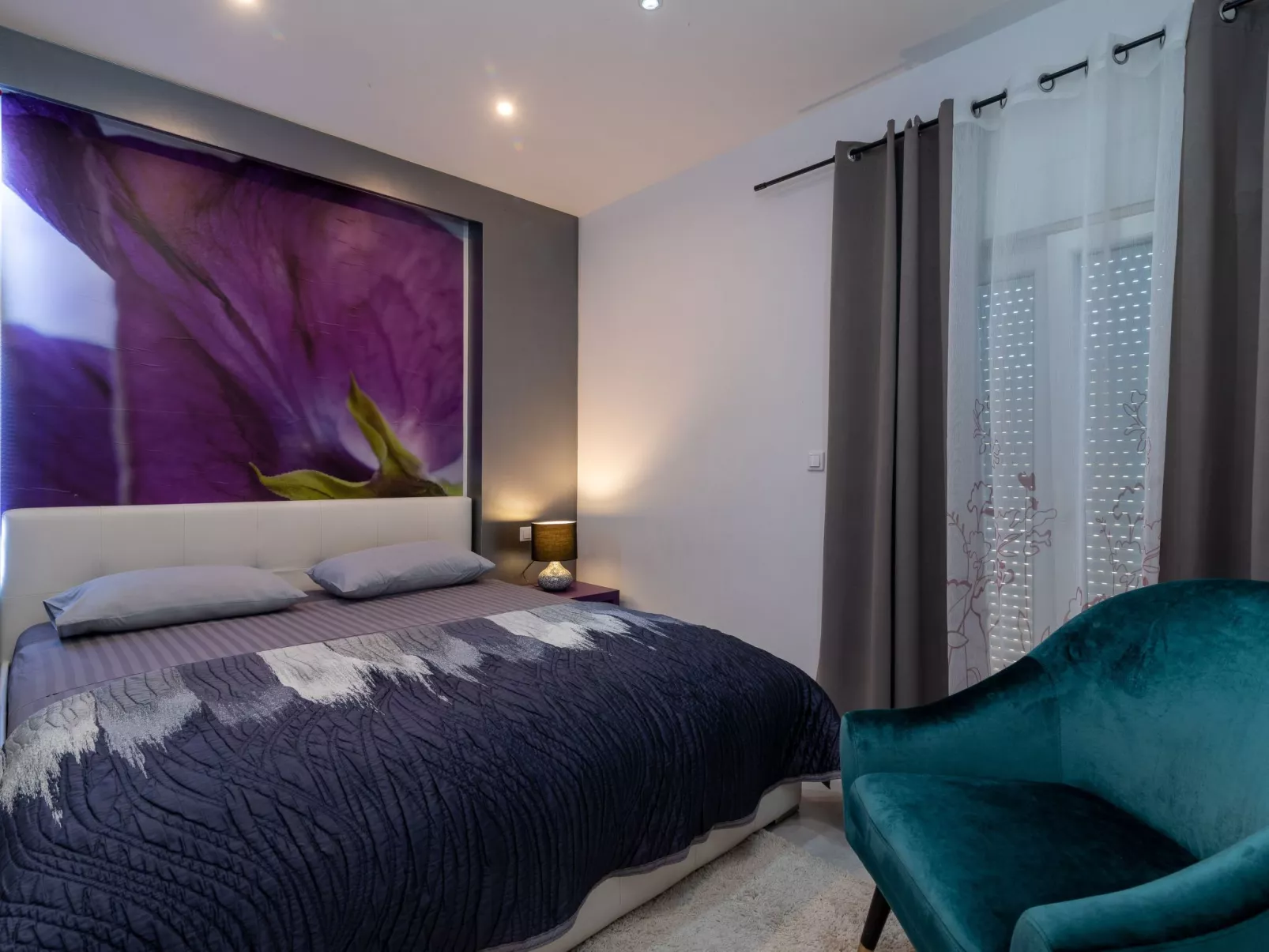 Modernes Apartment mit Gartennutzung, einer groß