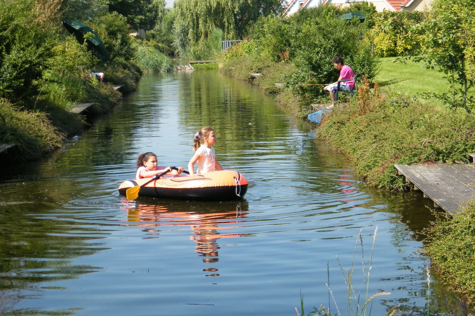 Villavakantiepark IJsselhof 12-View summer