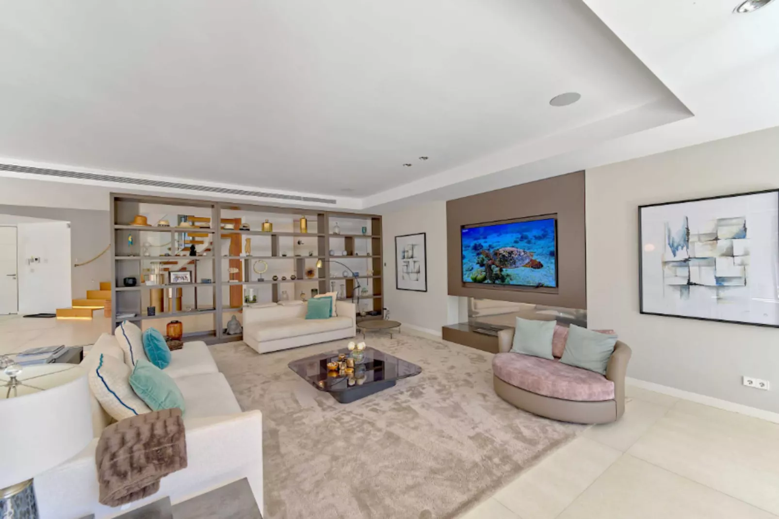 Contemporary & Very Spacious Villa Puerto Banus