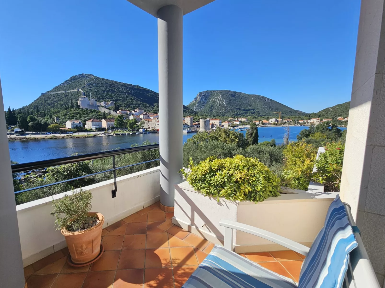 Waterfront Oasis - Dehors