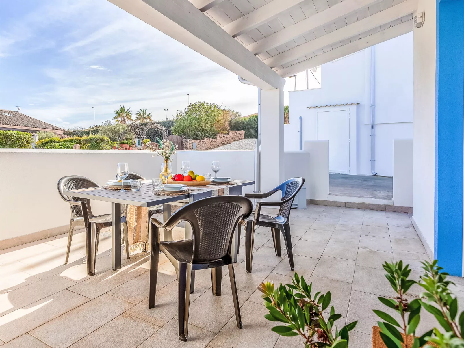 Nereide Blu - Outside