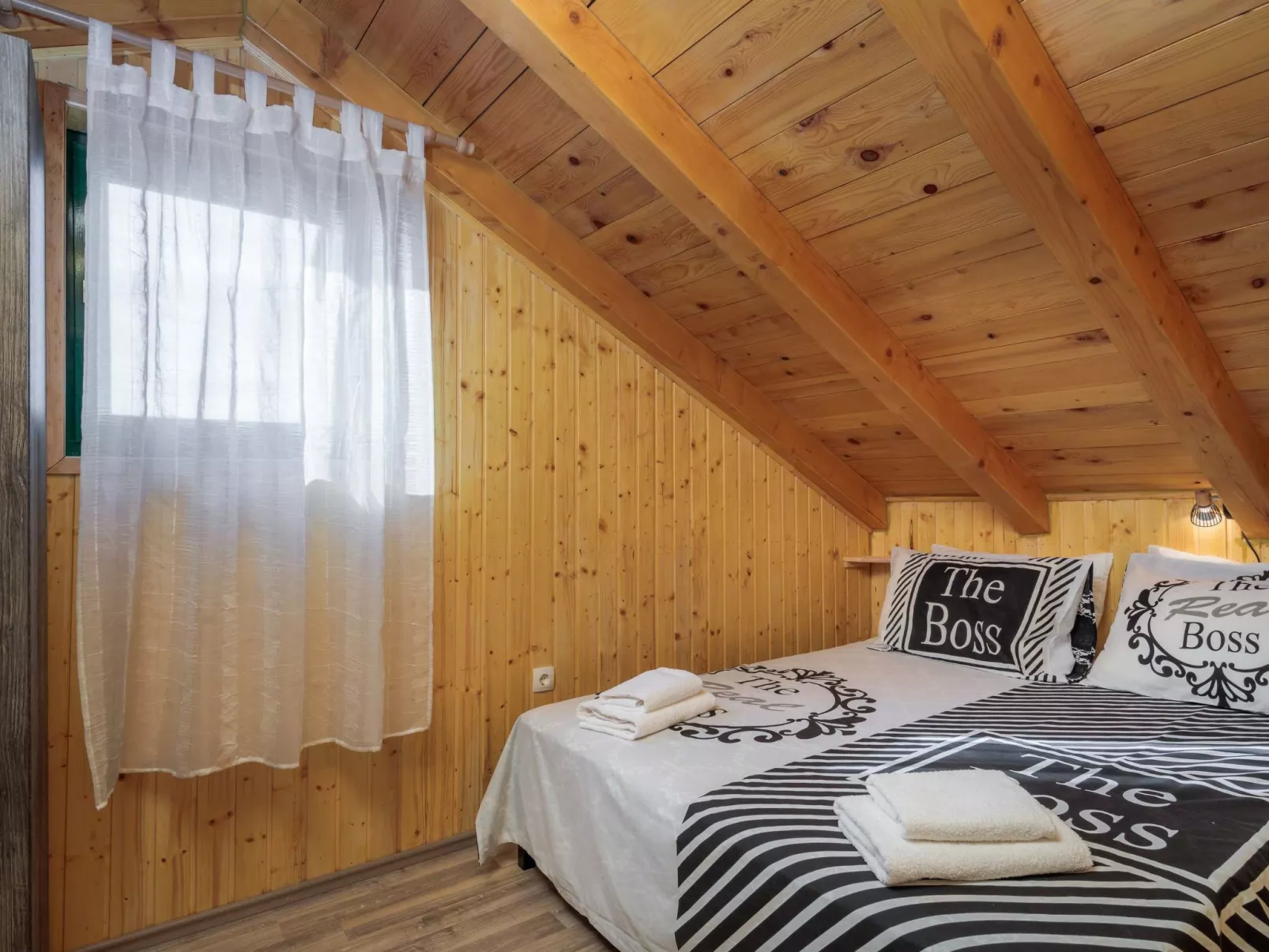 Villa Mystic Woods mit Pool